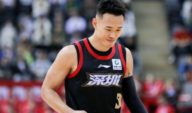深圳大胜1-0浙江：贺希宁32+5总分升队史第二 史密斯27+9