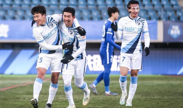 星空体育平台-【中超】赵健博破门马尔康2分钟2球 大连人1比2三镇