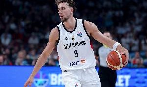 慢热！小瓦格纳首节7投仅2中拿到5分 正负值-4