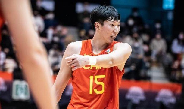 姚明连任即迎大考 10个月后男篮能否直通巴黎？