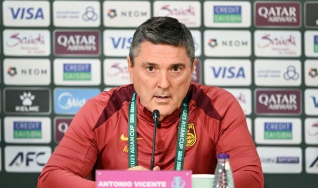 星空体育官网-津媒：安东尼奥知道外界对他的技战术打法多有指责